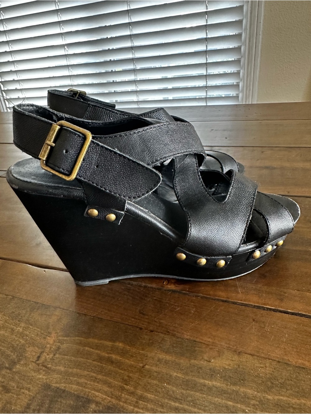 Steve Madden Black Wedge Sandals with Gold Studs